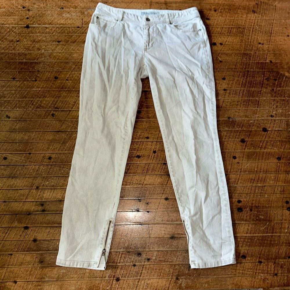 Chicos acid wash cream tan ankle zipper 0/4 jeans
